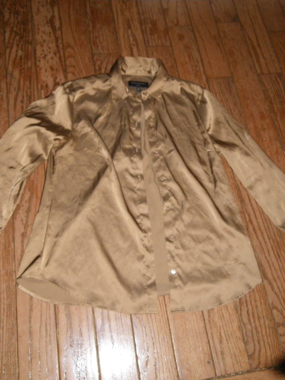 Women’s Banana Republic Classic Fit Silk-Like Button Up Blouse